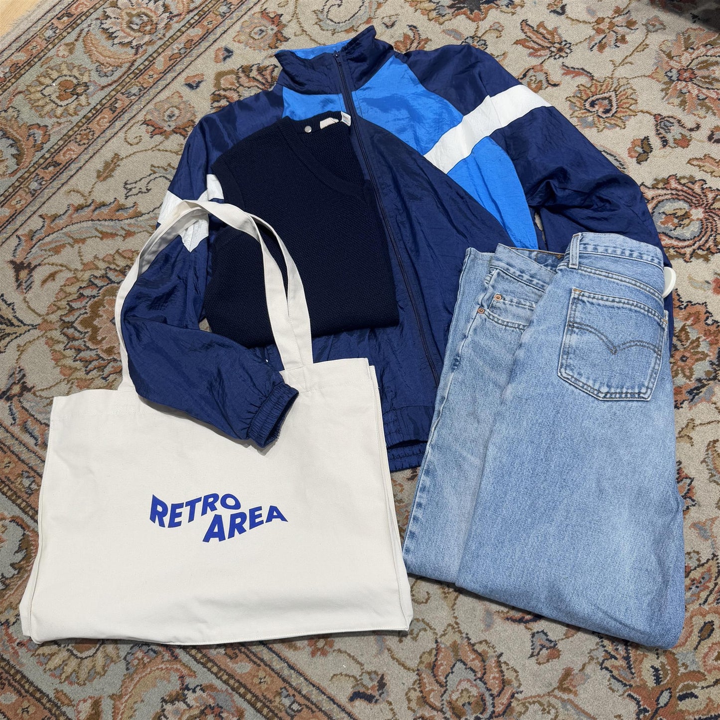 VINTAGE "TRACK UNBRANDED" MYSTERY OUTFIT