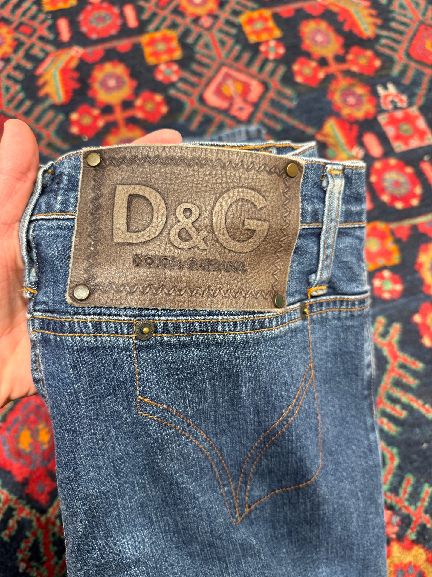 (S-M) RARE D&G FLARED JEANSHOSE