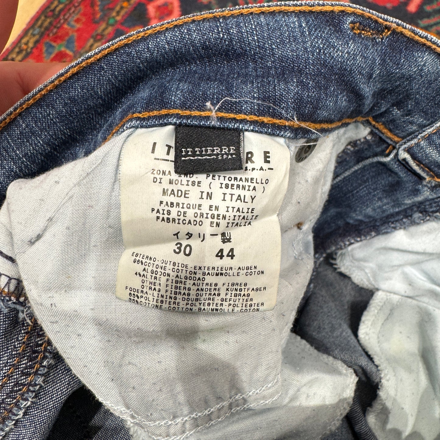 (S-M) RARE D&G FLARED JEANSHOSE