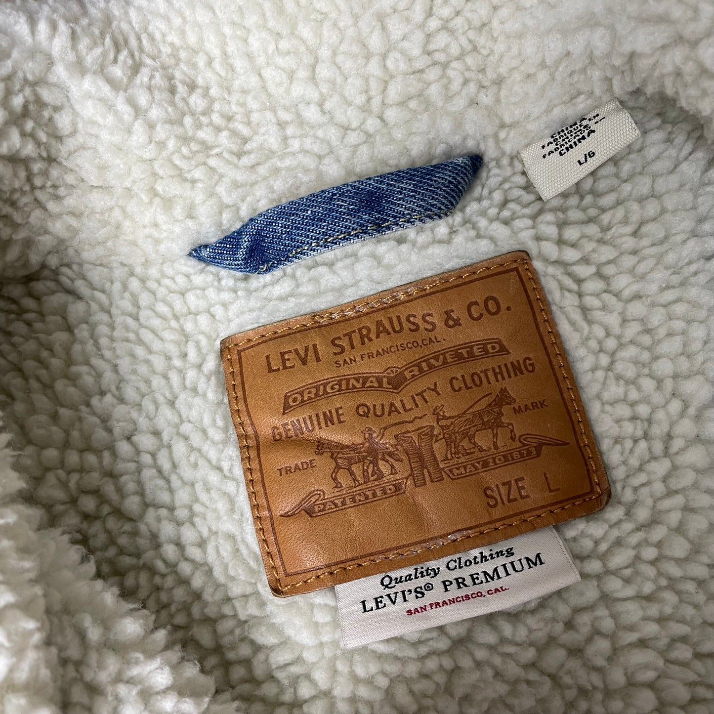 (L) Levi’s Sherpa Denim Jacket Jeansjacke gefüttert hellblau