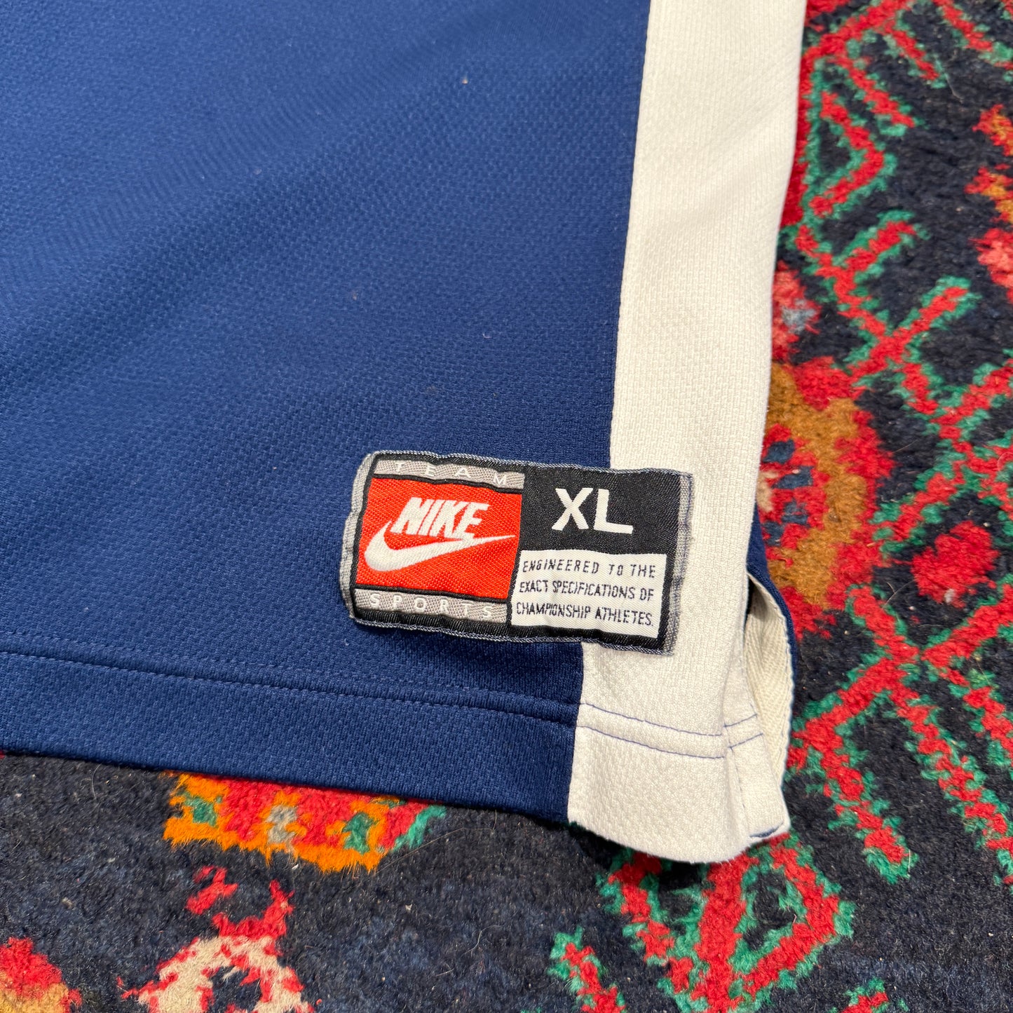 (XL) NIKE BASKETBALL JERSEY