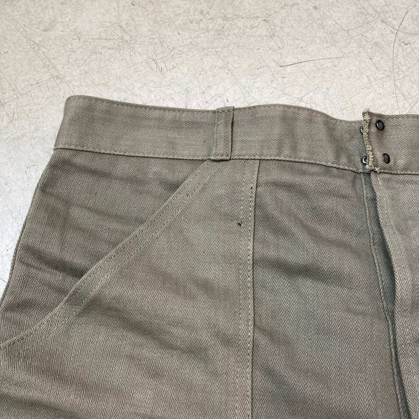 (L) 1970s Front Pocket Utility Fatigue Pants Workwear olivgrün