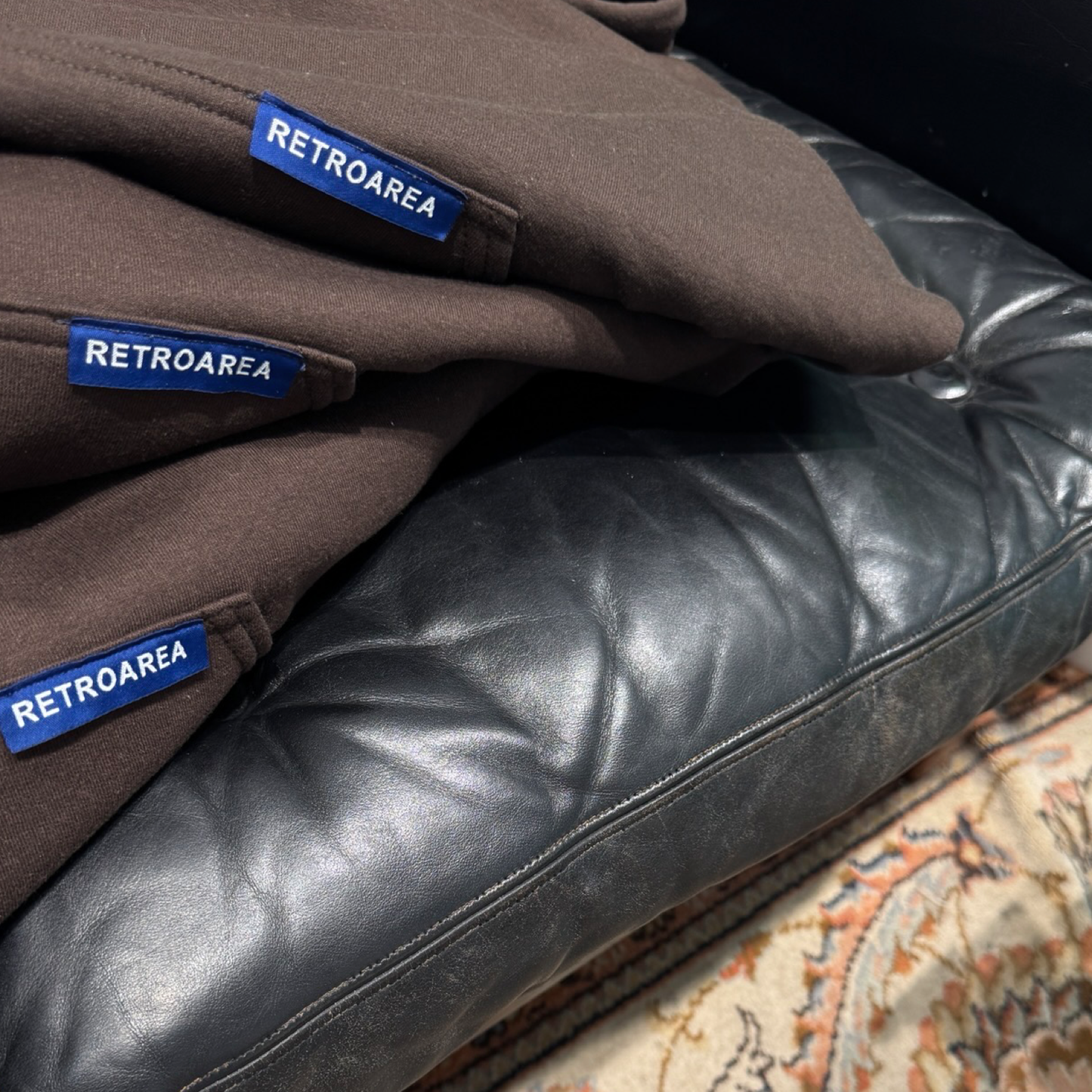 RETROAREA BASIC HOODIE (CHOCOLATE BROWN)