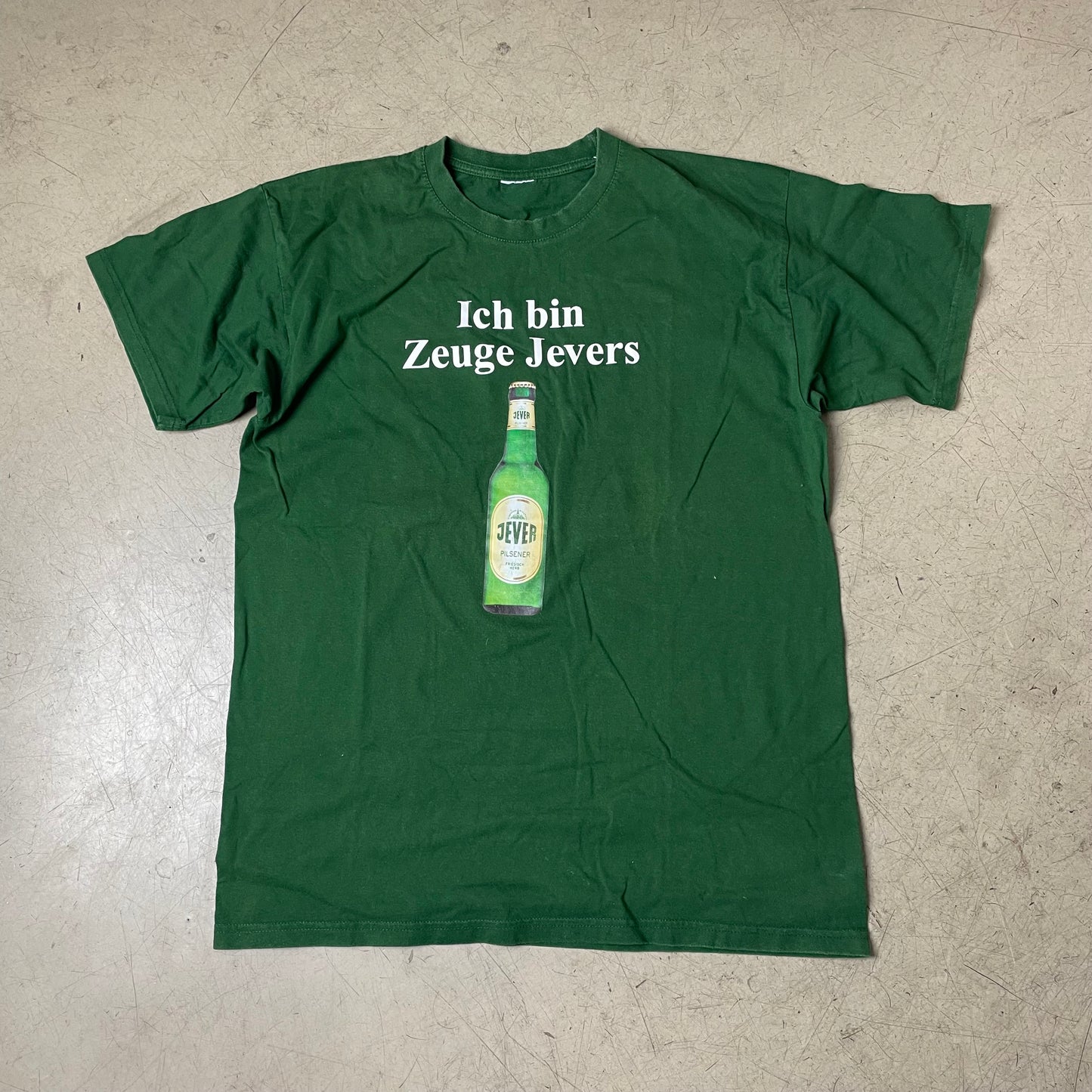 (L) Quote Beer Tshirt grün „Ich bin Zeuge Jevers“
