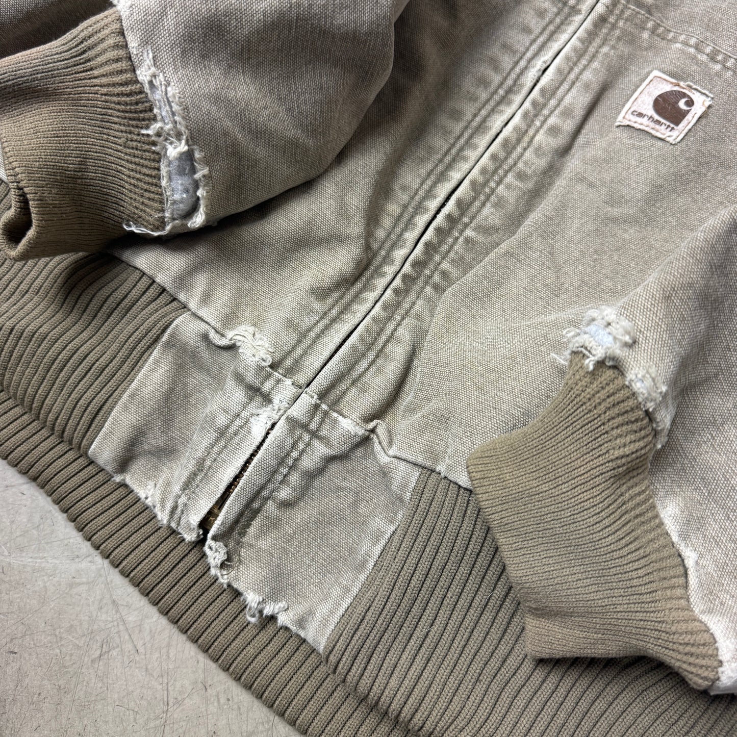 (L) Carhartt Hooded Active Jacket J130 DES