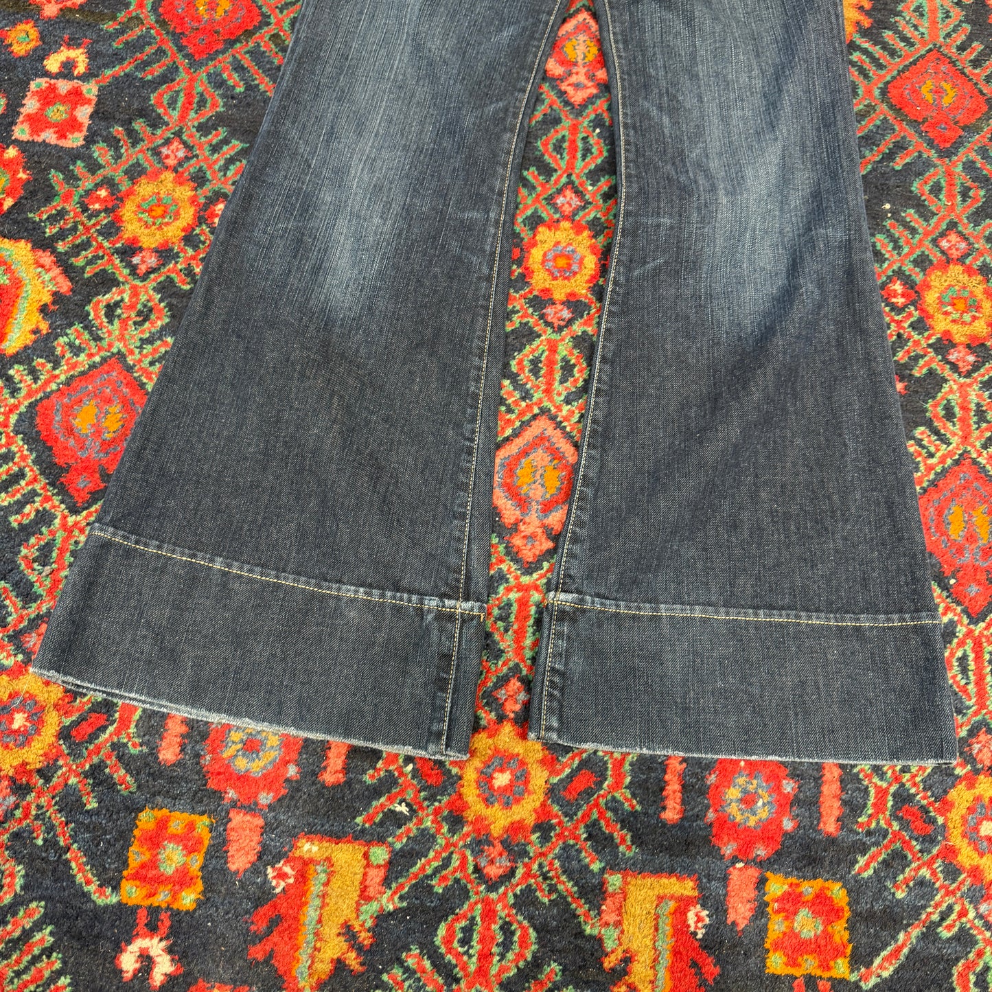 (M) RARE DIESEL FLARED JEANSHOSE