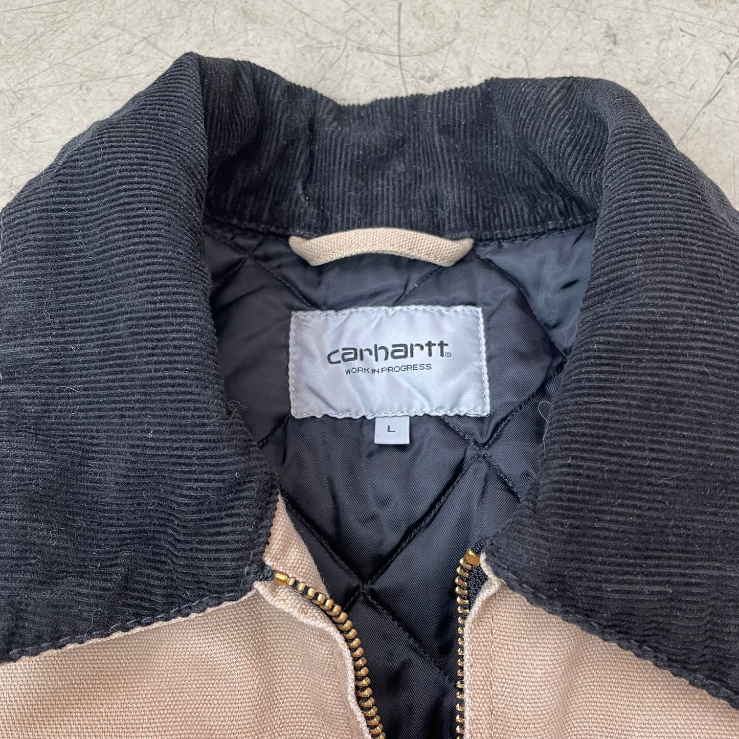 (L) Carhartt Padded Detroit Jacke beige