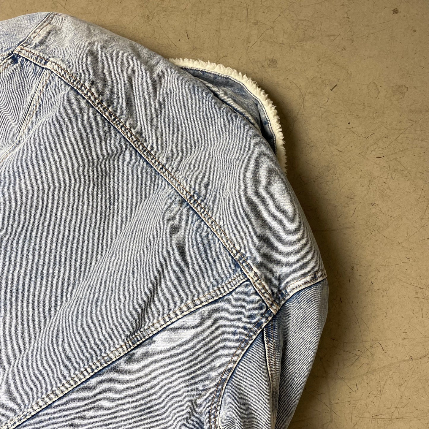 (L) Levi’s Sherpa Denim Jacket Jeansjacke gefüttert hellblau