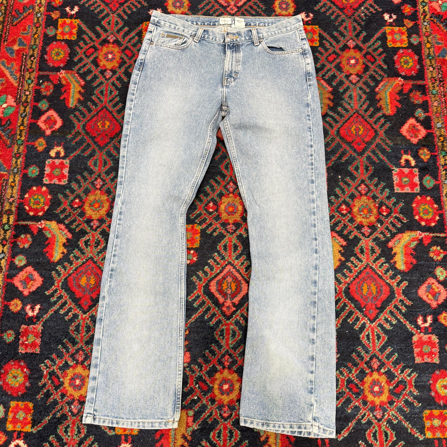 (L) CALVIN KLEIN FLARED JEANSHOSE