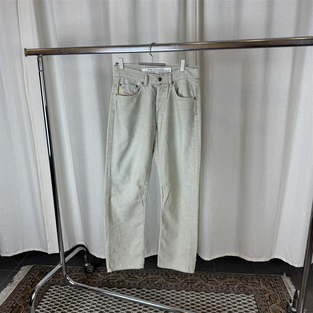 (M) DIESEL CORDHOSE CREME