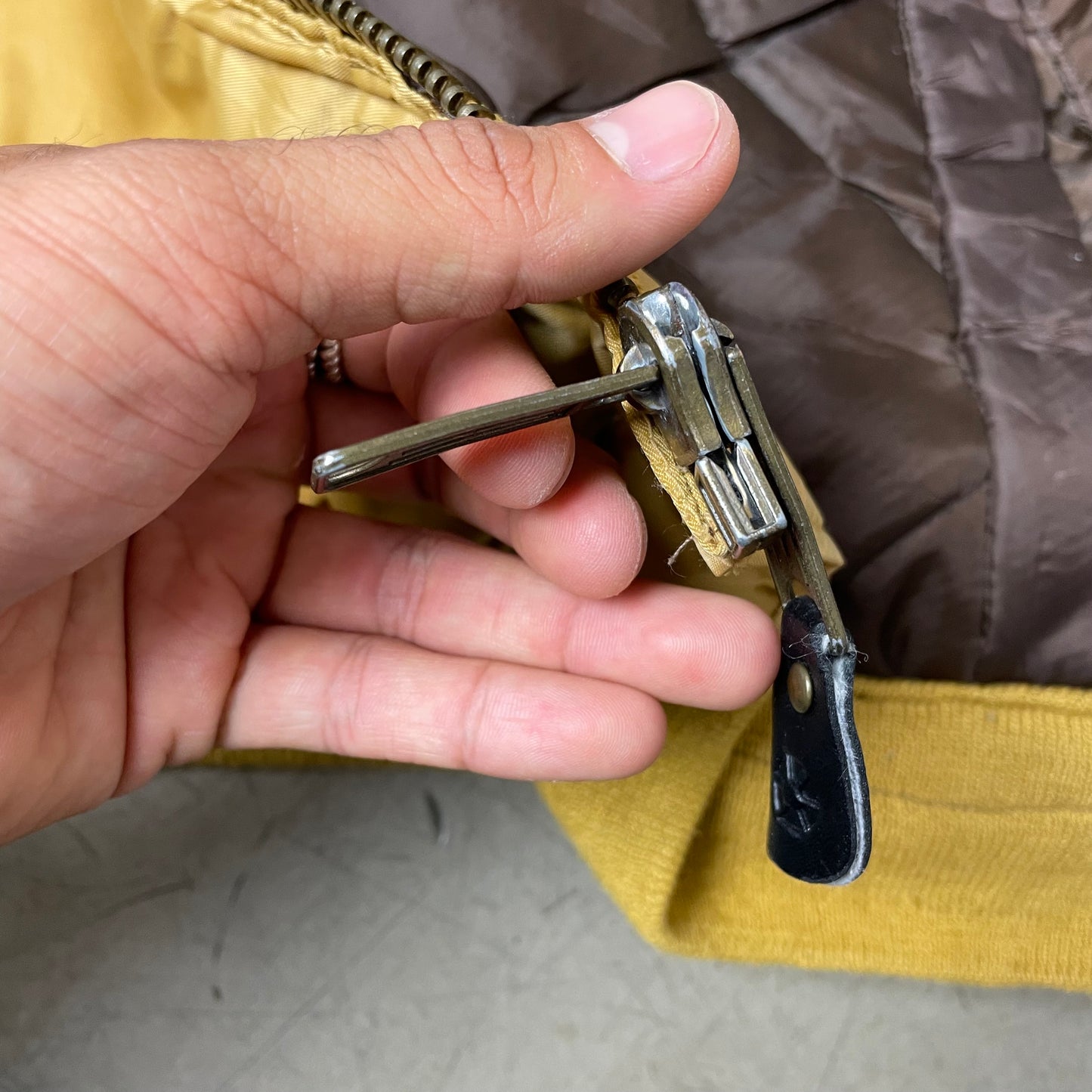(L) Vintage Southpole Cropped Bomberjacke Wendebar braun gelb