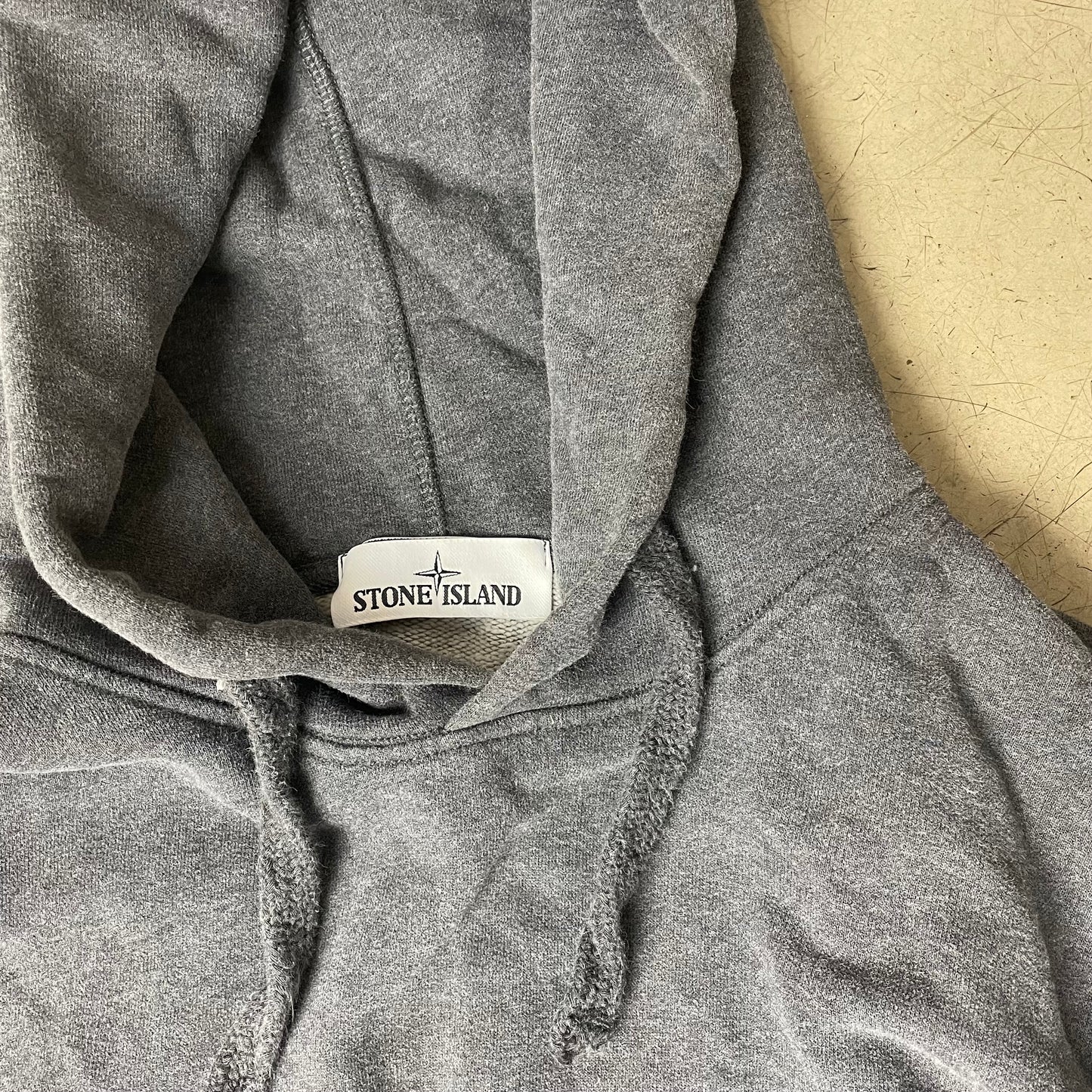 (M-L) Stone Island Patch Hoodie Grau