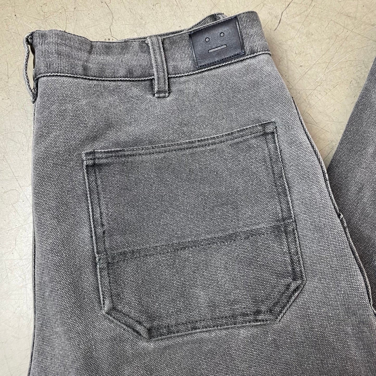 (L) Acne Studios Workwear Double Knee Denim Jeanshose grau