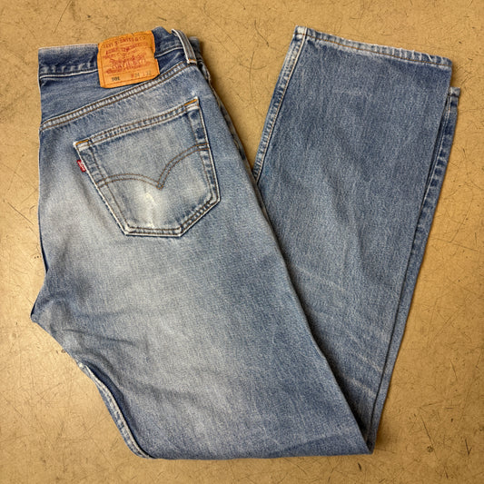 (L) Levi’s 501 Jeanshose Hellblau W34/L32