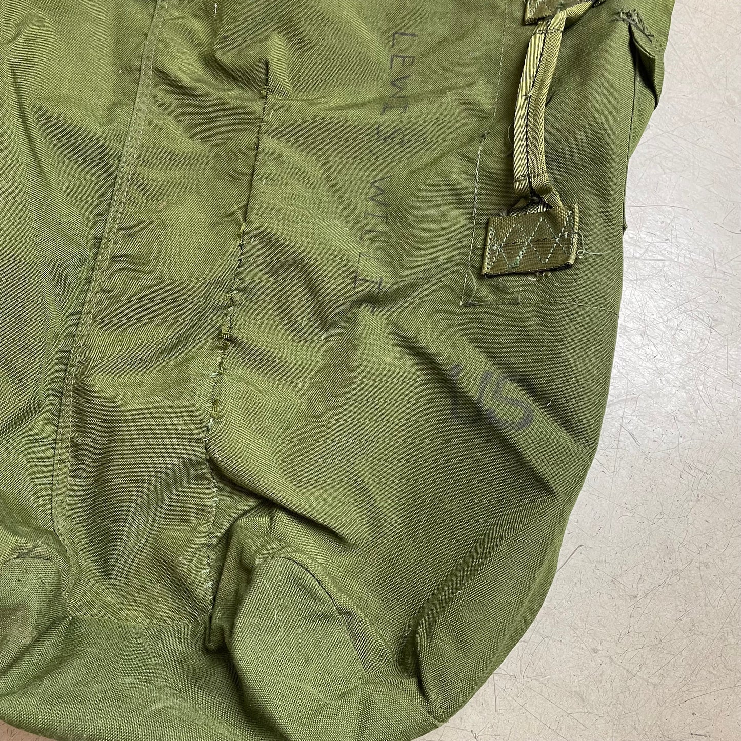 Vintage US Army Seesack Military Transport Bag olivgrün