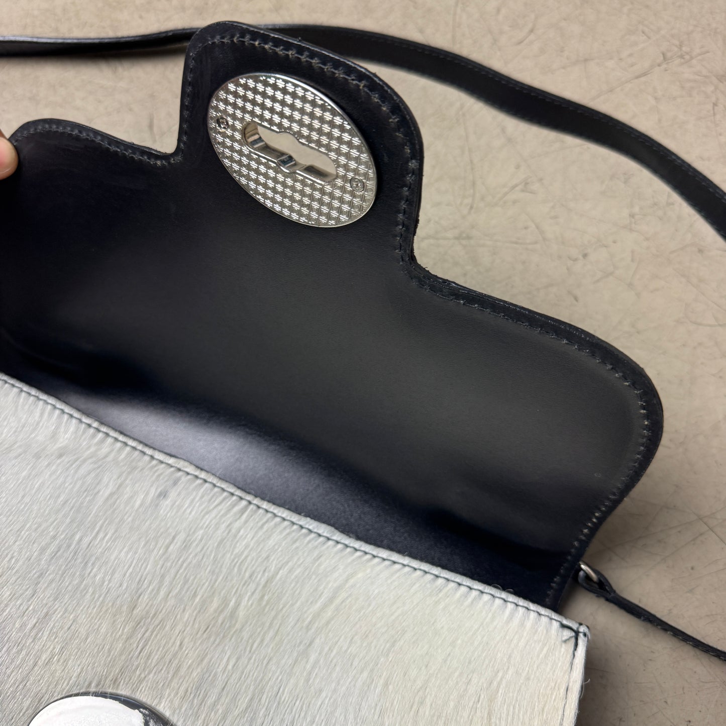 Black White Cow Hide / Kuhfell Leder Handtasche