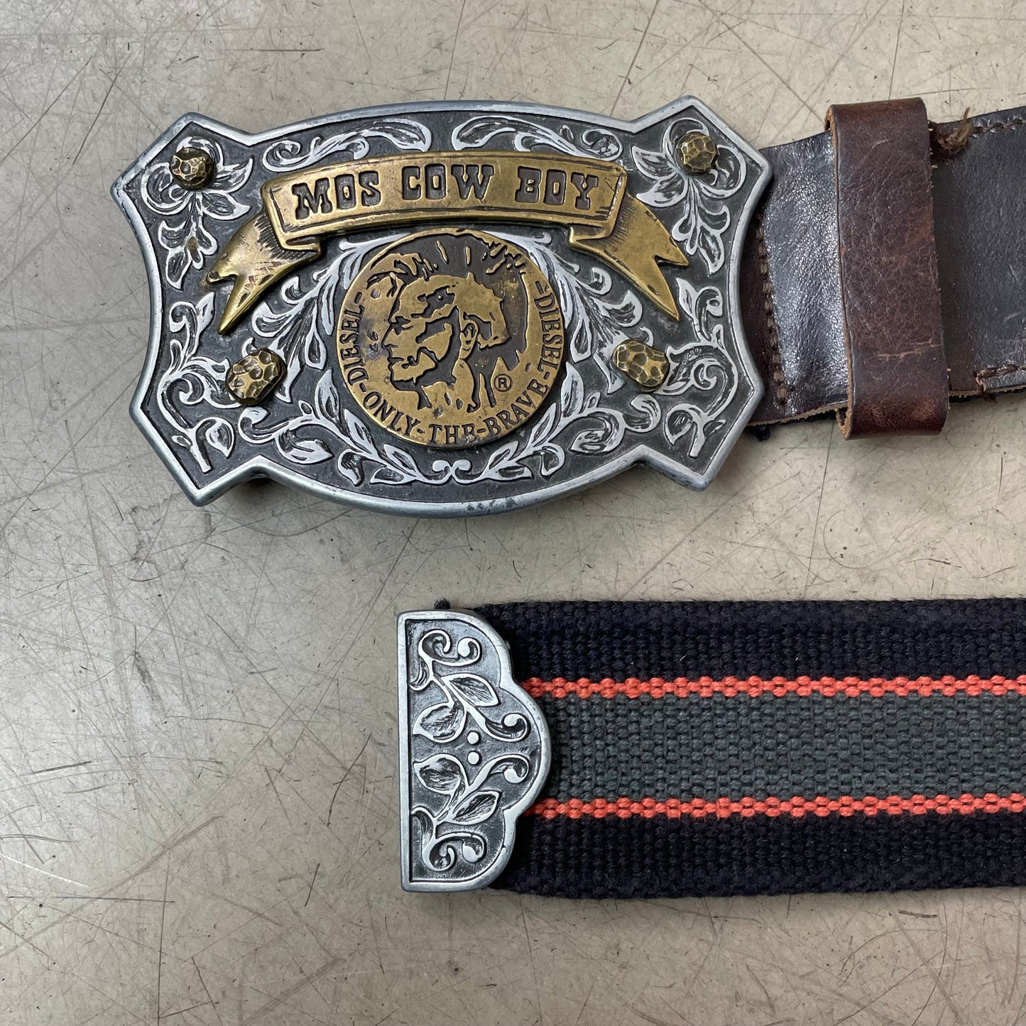 2000s Diesel Big Buckle Gürtel schwarz grau 106cm