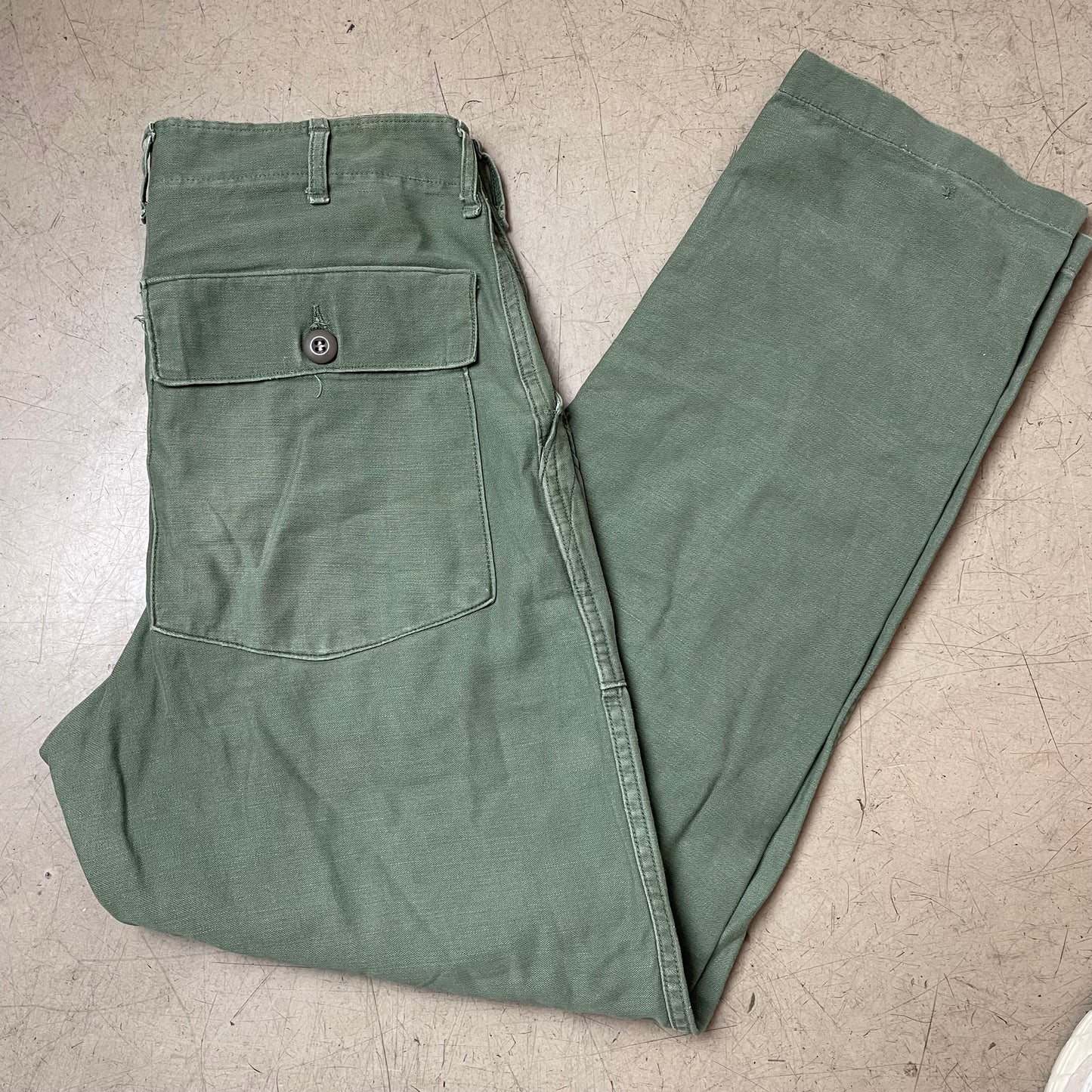 (M) US Army Front Pocket Utility Fatigue Pants olivgrün W32L31