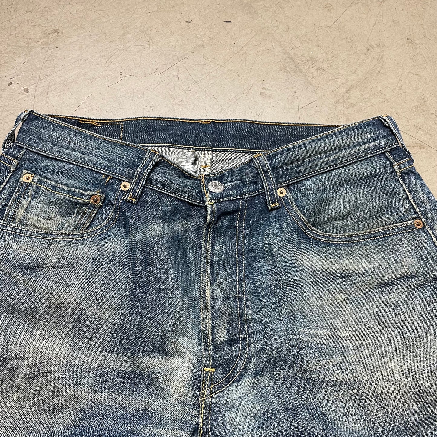 (M) Levi’s 501 Jeanshose blau W33L34