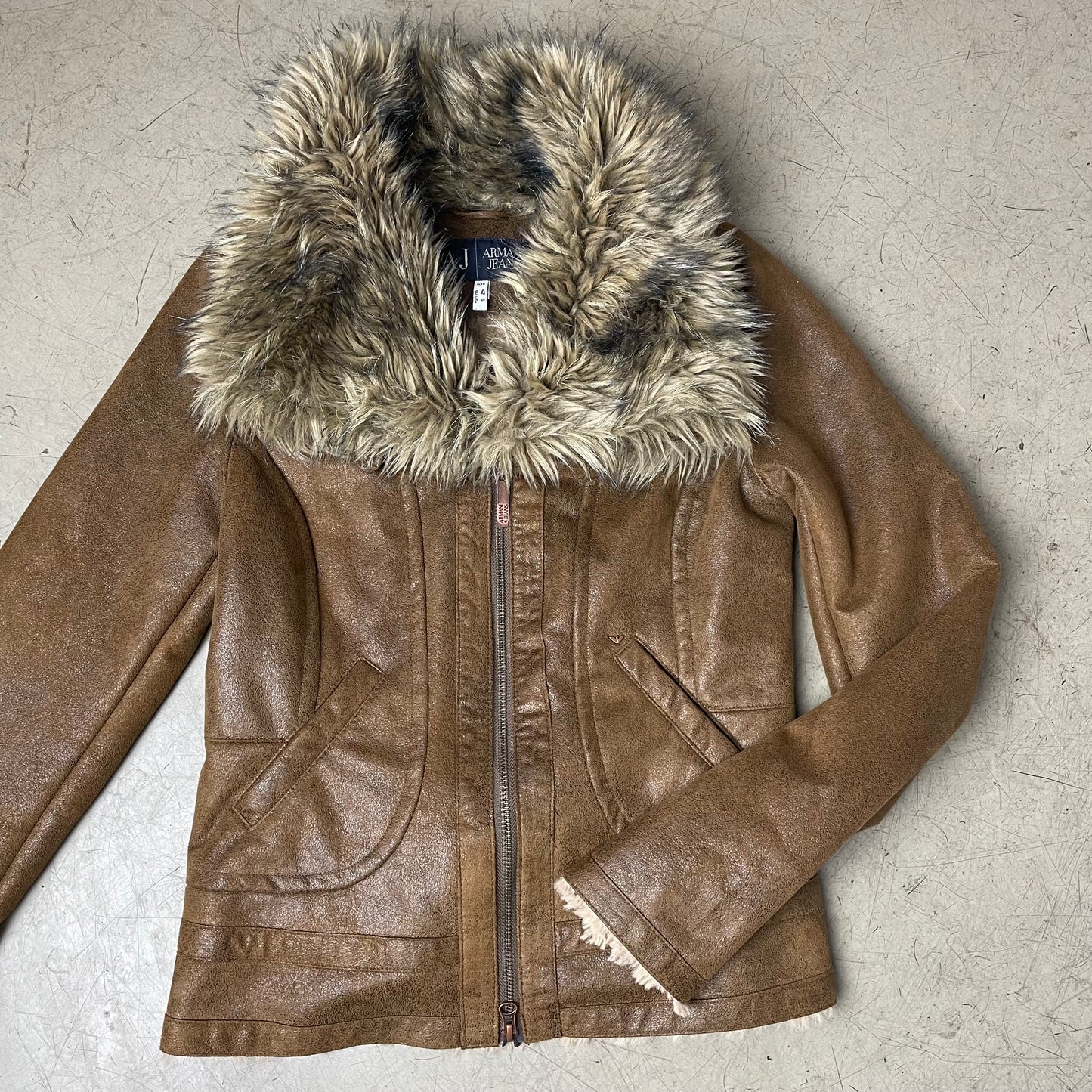 (M) Vintage Armani Jeans Fake Fur Jacke beige braun gefüttert cropped