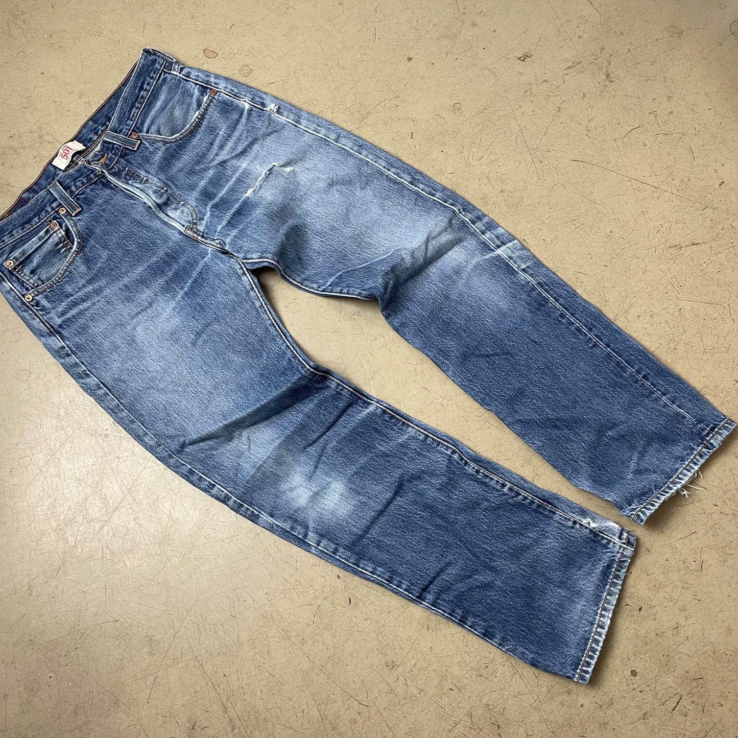(M) Levi’s 501 Jeanshose faded blau W33L32
