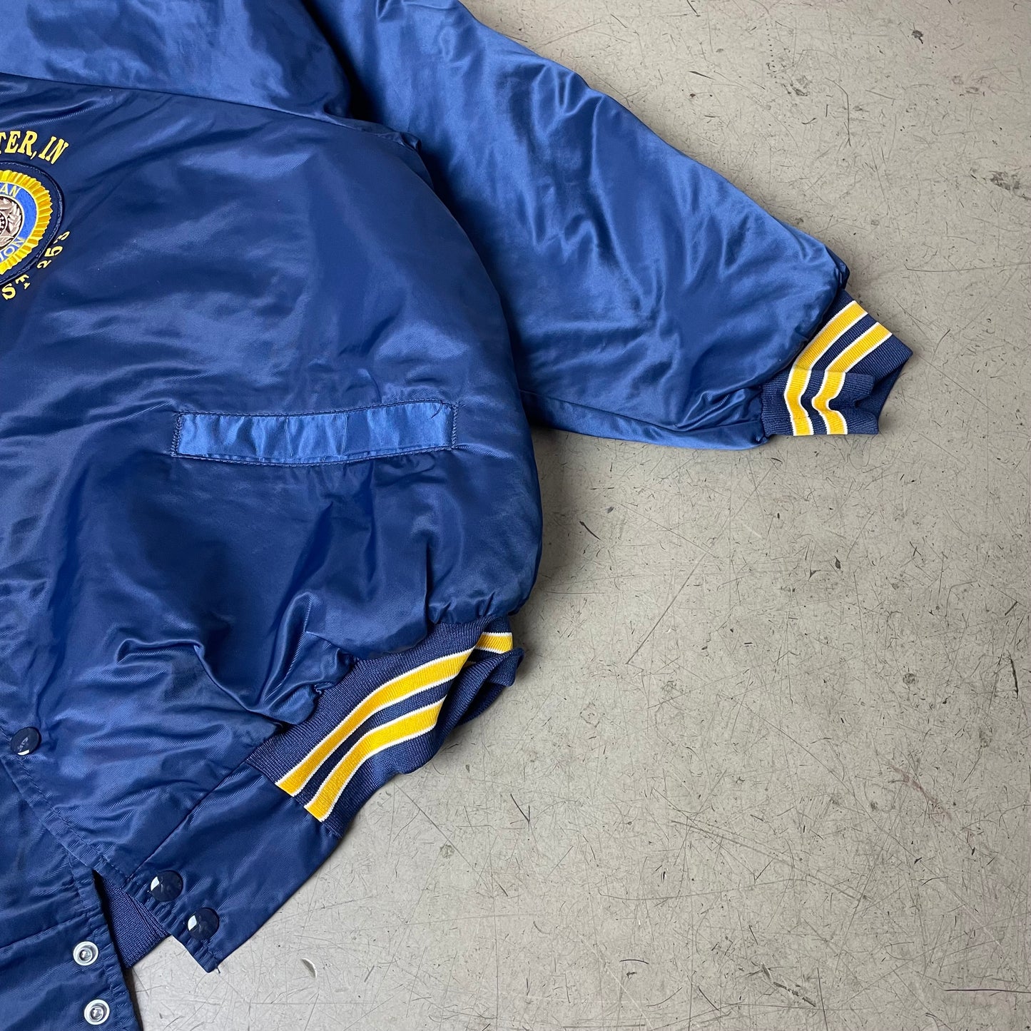 (XL) Vintage US Navy Anerican Legion Satin Bomberjacke blau gelb King Louie