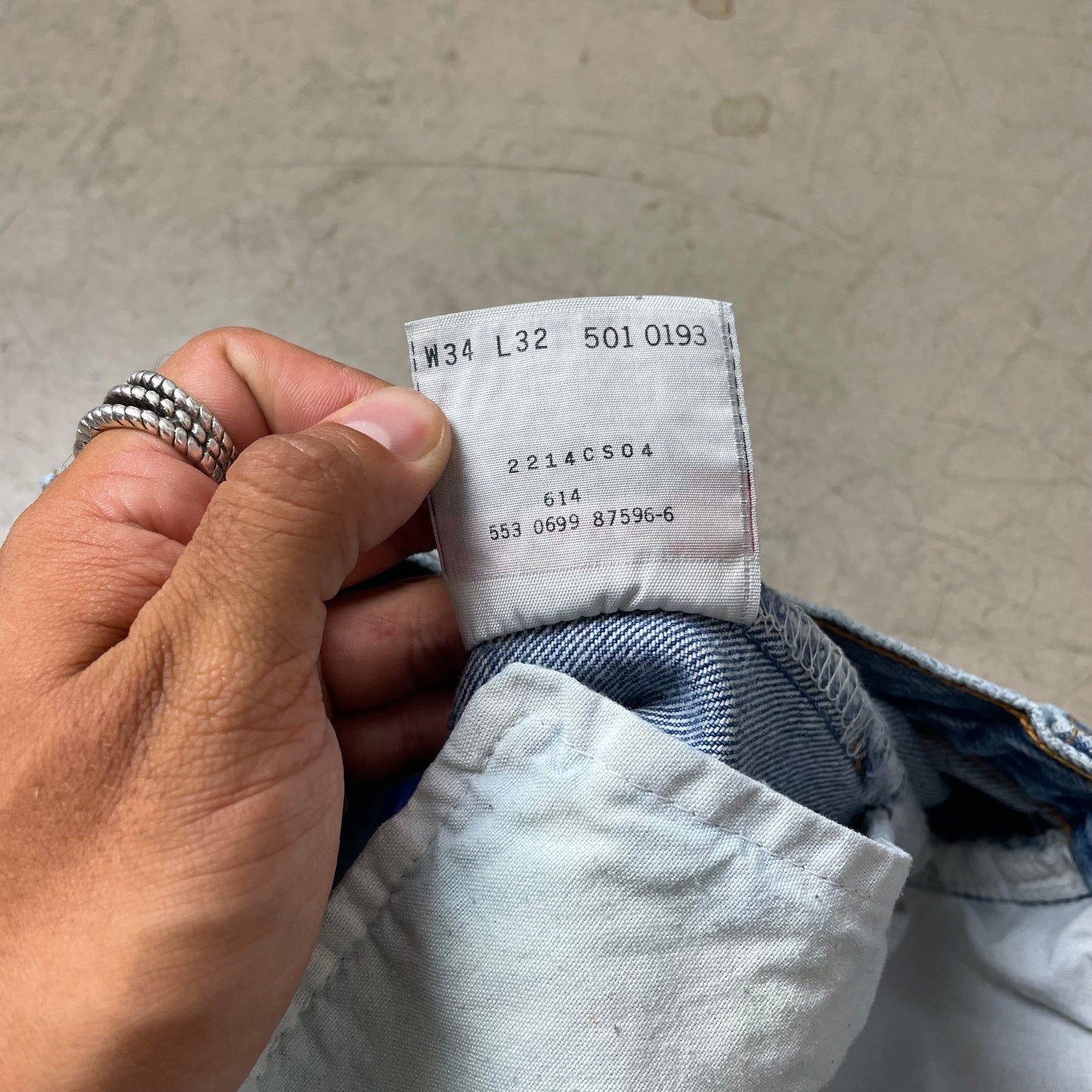 (L) Levi’s 501 Jeanshose hellblau W34L32