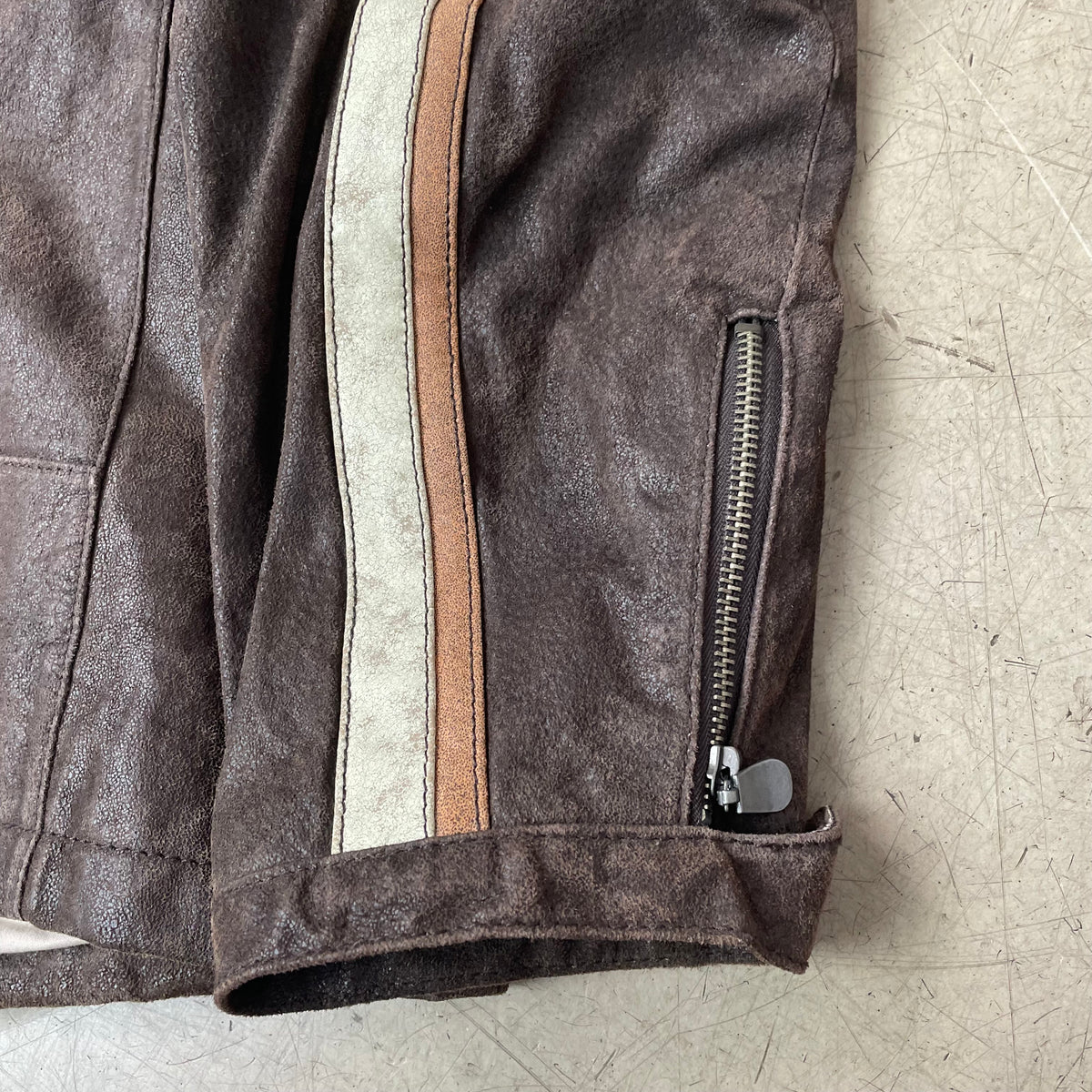 (L) Lederjacke Racing braun creme