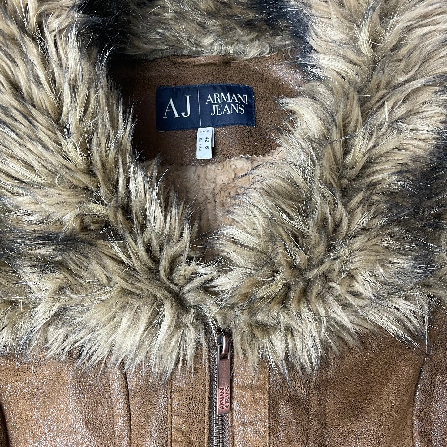 (M) Vintage Armani Jeans Fake Fur Jacke beige braun gefüttert cropped