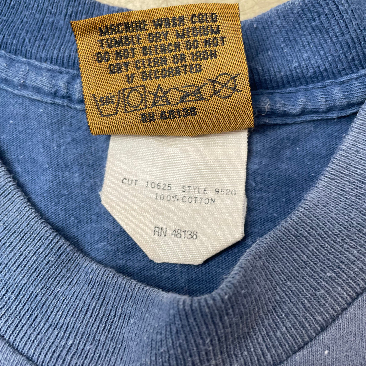 (M) Vintage 1991 Nutmeg Twins Baseball Tshirt faded Blue Single Stitch