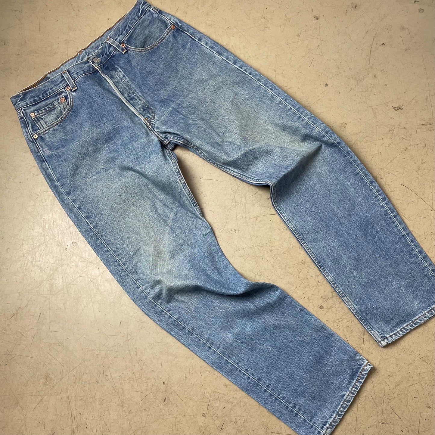 (L) Levi’s 501 Jeanshose hellblau W34L32