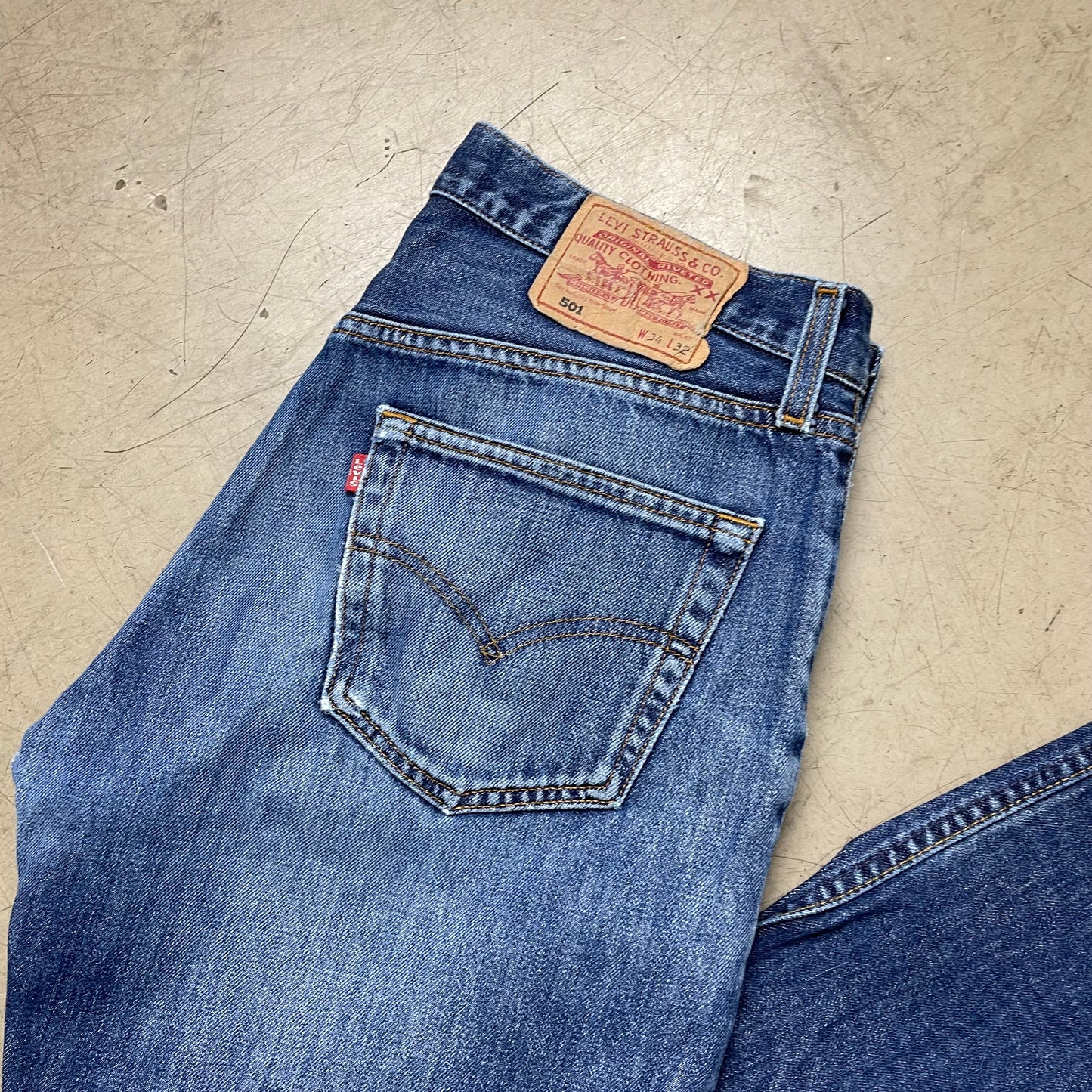 (M) Levi’s 501 Jeanshose blau W34L32