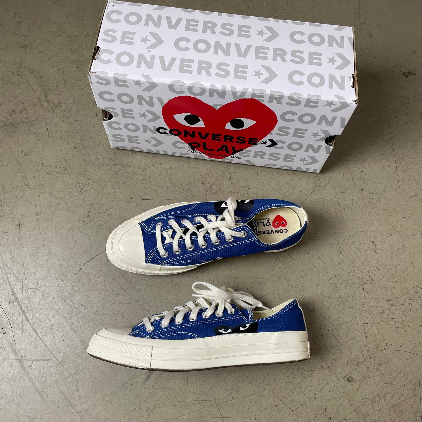 (EU 42,5) CDG Comme des Garcons Converse Chucks Low blau weiß US9