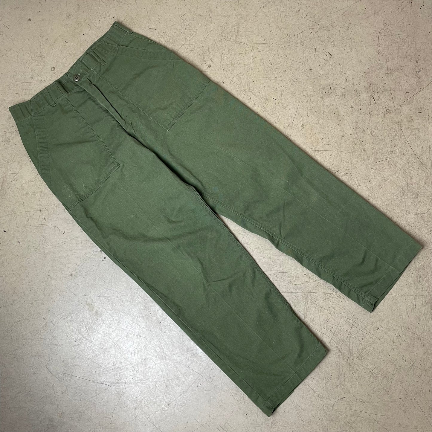 (M-L) US Army Front Pocket Utility Fatigue Pants olivgrün W34L29
