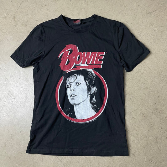 (M) 2021 Bowie Band Tshirt schwarz rot weiß