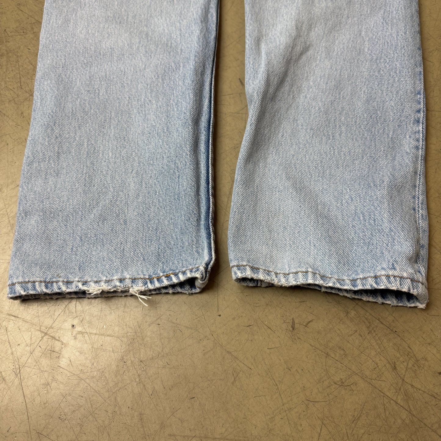 (S) 1990s Wmn Levi’s 501 Jeanshose Hellblau W30/L32