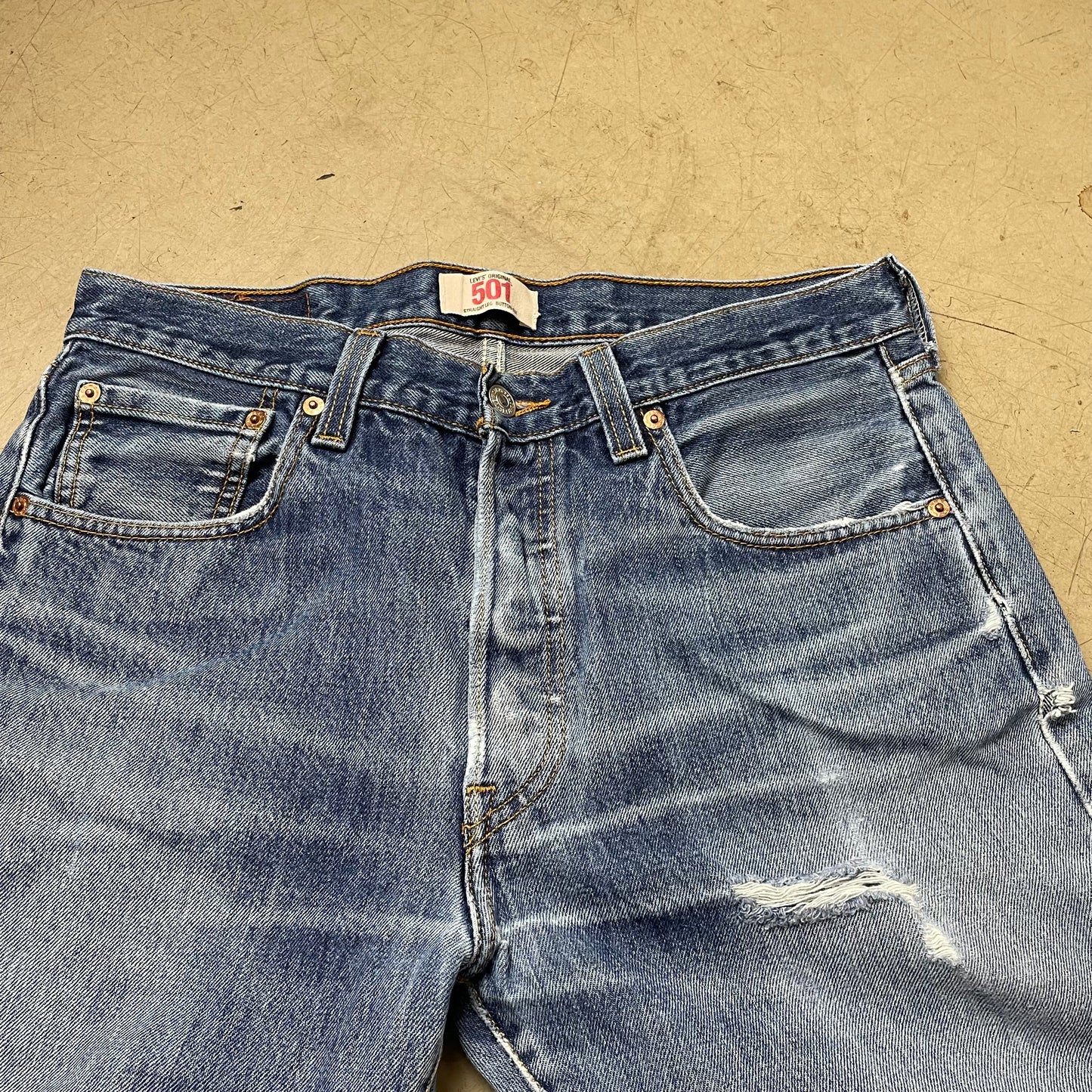 (M) Levi’s 501 Jeanshose faded blau W33L32