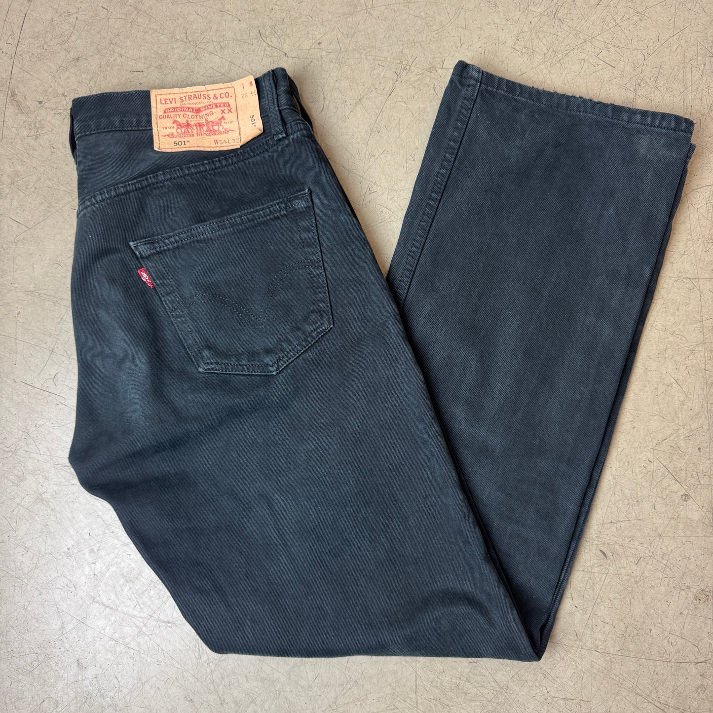 (L) Levi’s 501 Jeanshose schwarz W34/L32