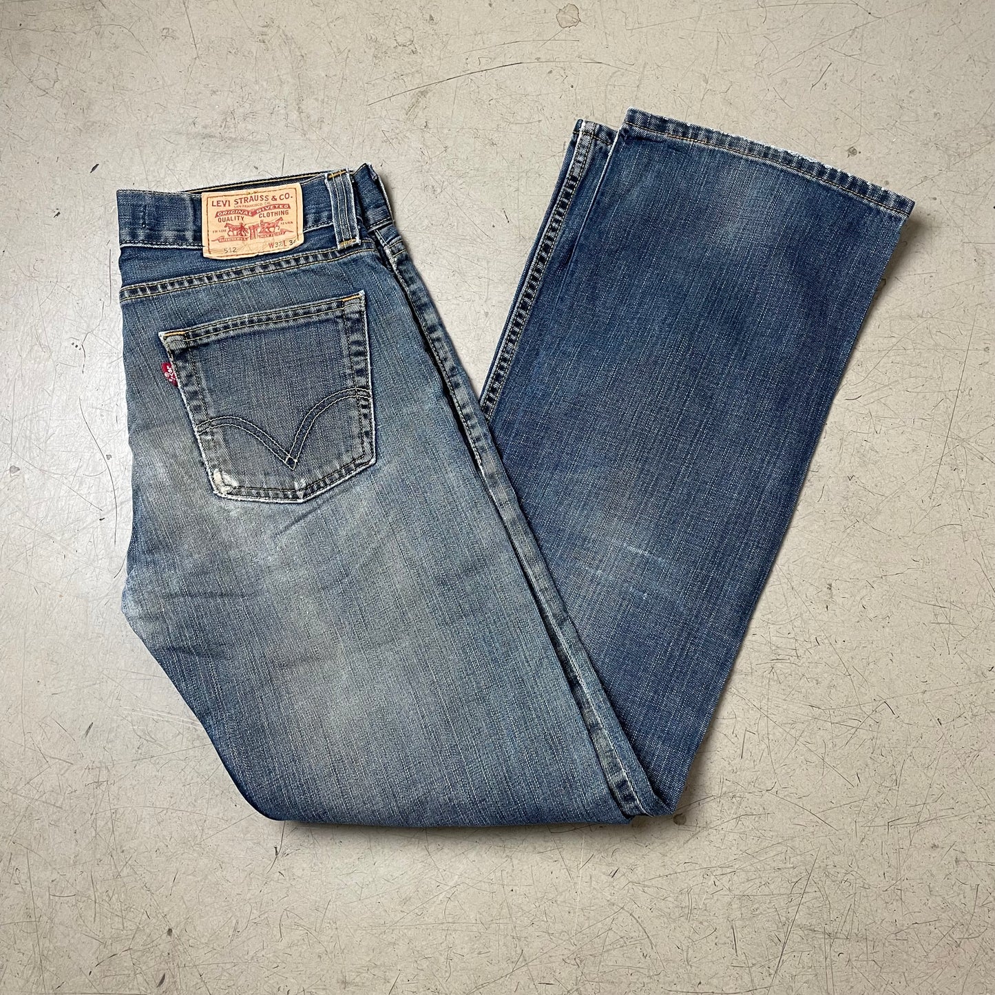 (M) 512 Levi’s Bootcut Jeanshose faded Navy blau W32L34