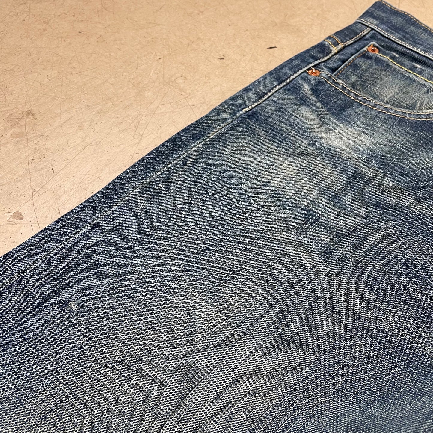 (L) Levi’s 507 Jeanshose faded blau W31L32