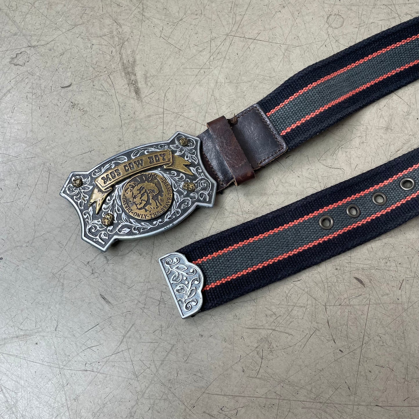 2000s Diesel Big Buckle Gürtel schwarz grau 106cm