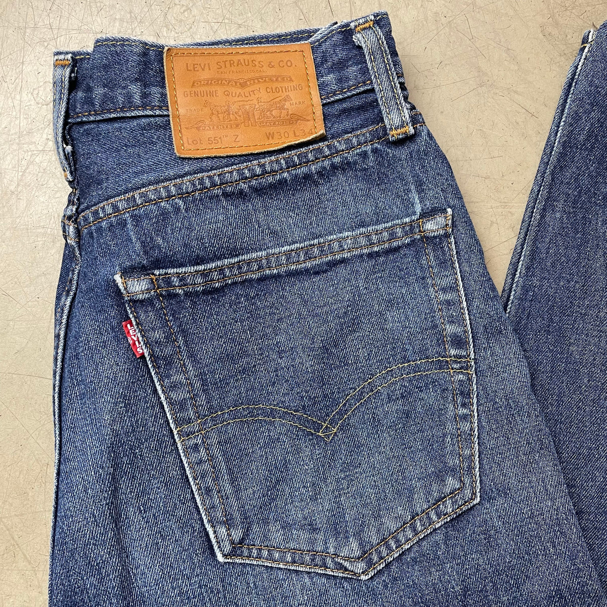 (M) Levi’s Big E Lot 551 Z Jeanshose blau W30/L34