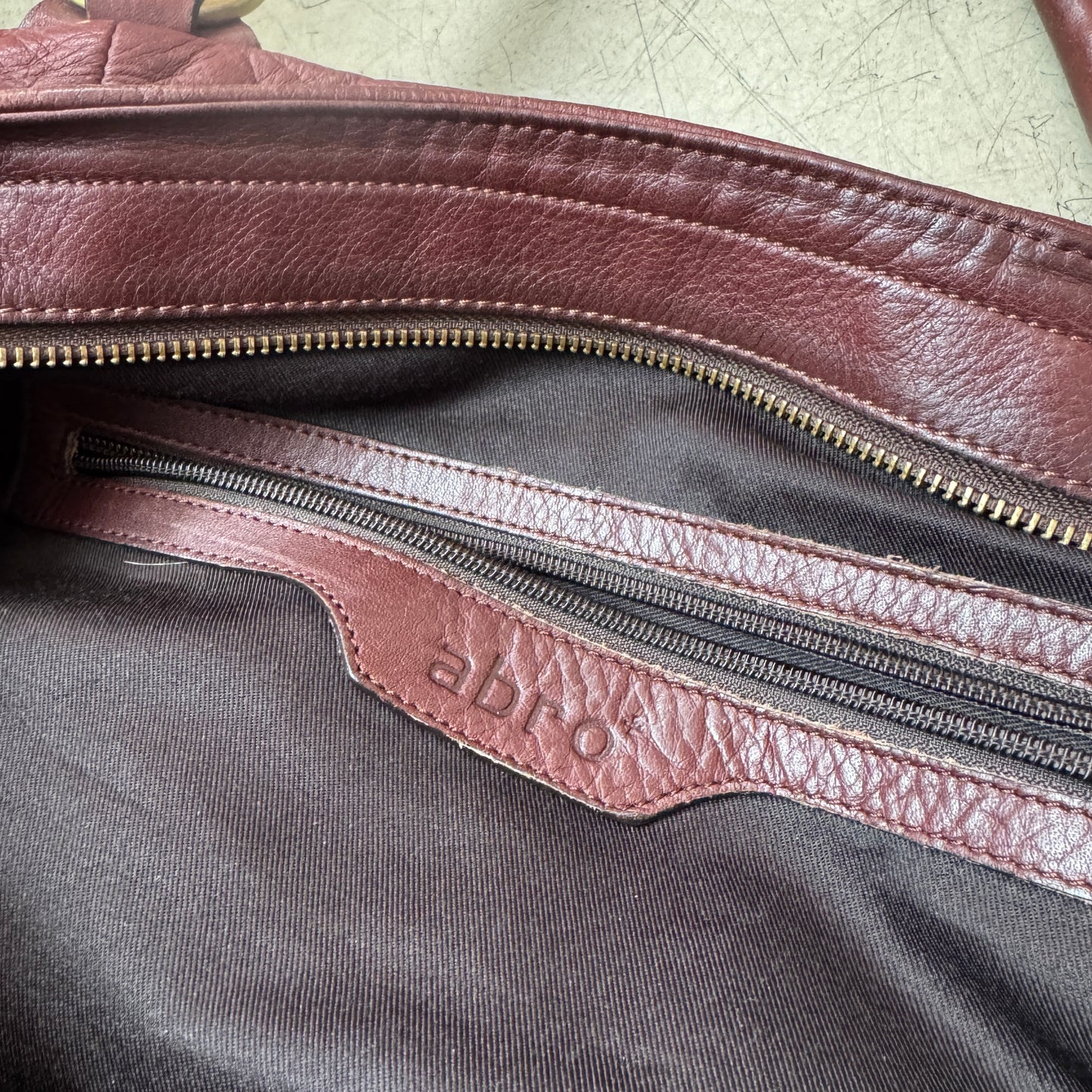 Abro Leder Umhänge-Tasche dunkelrot Burgundy