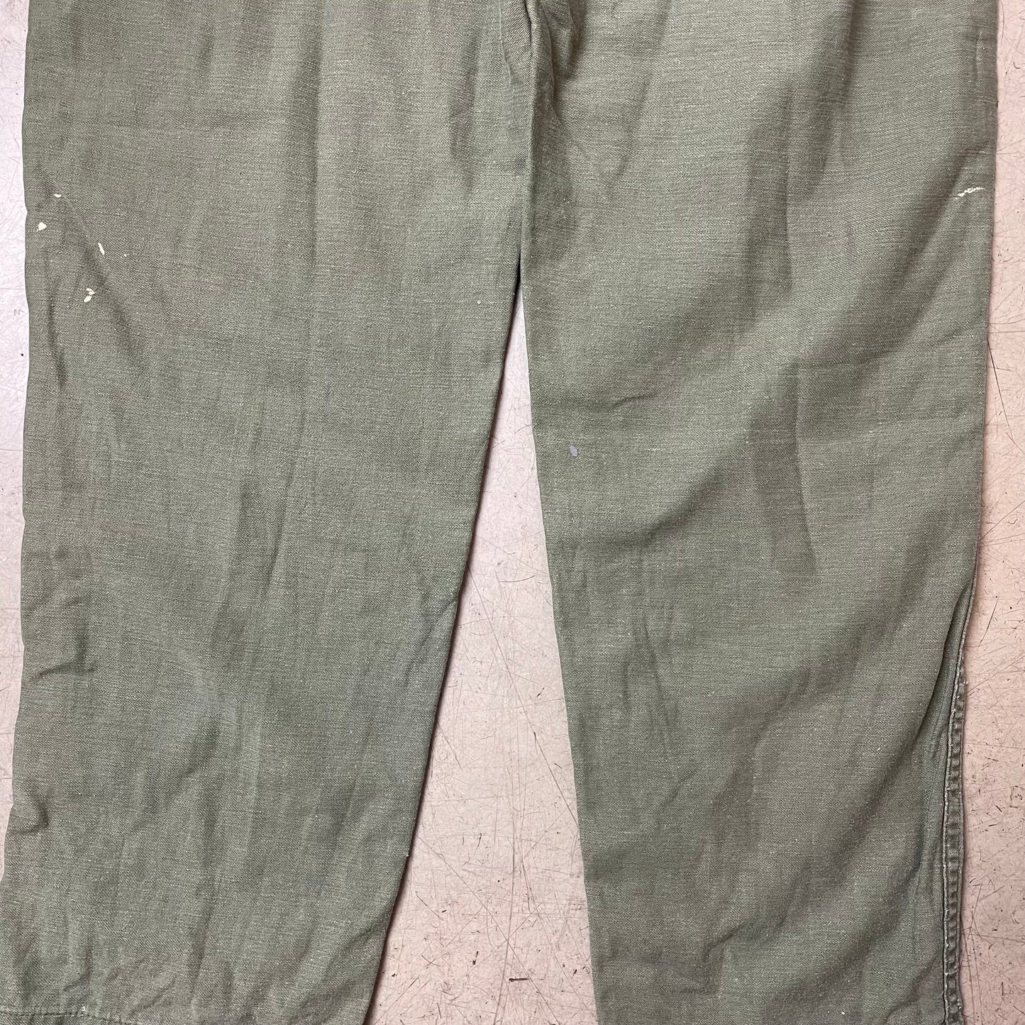 (S-M) US Army Front Pocket Utility Fatigue Pants olivgrün W30L31