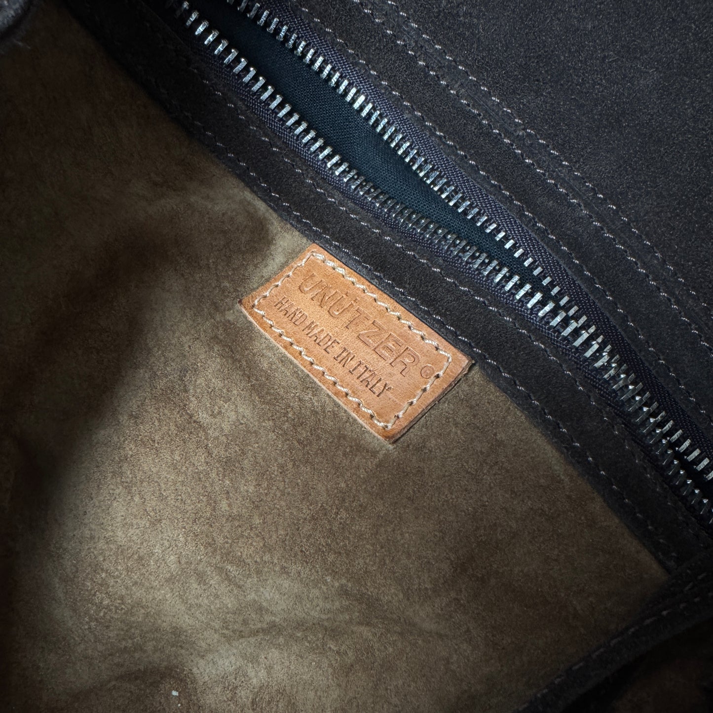 Unützer Leder Bag Handtasche dunkelbraun Wildleder Handmade in Italy