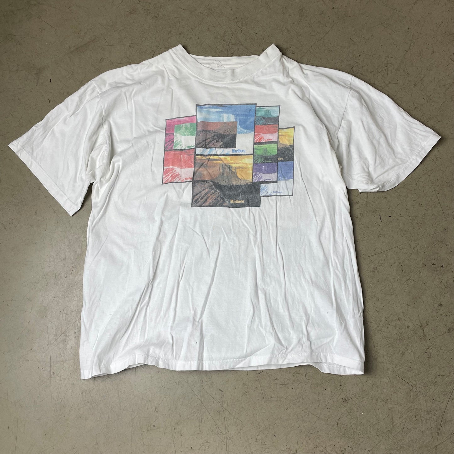 (XL) Vintage Marlboro Tshirt weiß rot