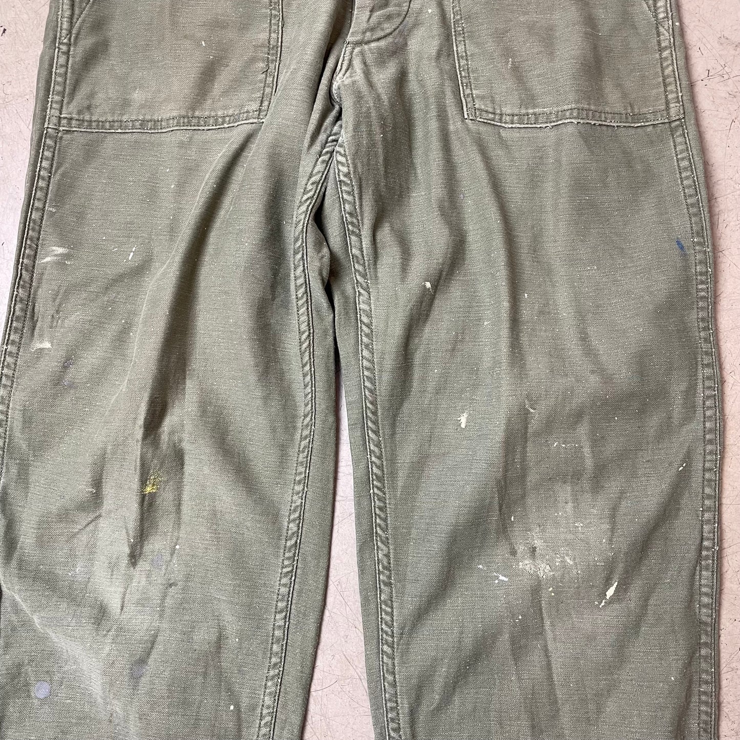(S-M) US Army Front Pocket Utility Fatigue Pants olivgrün W30L31