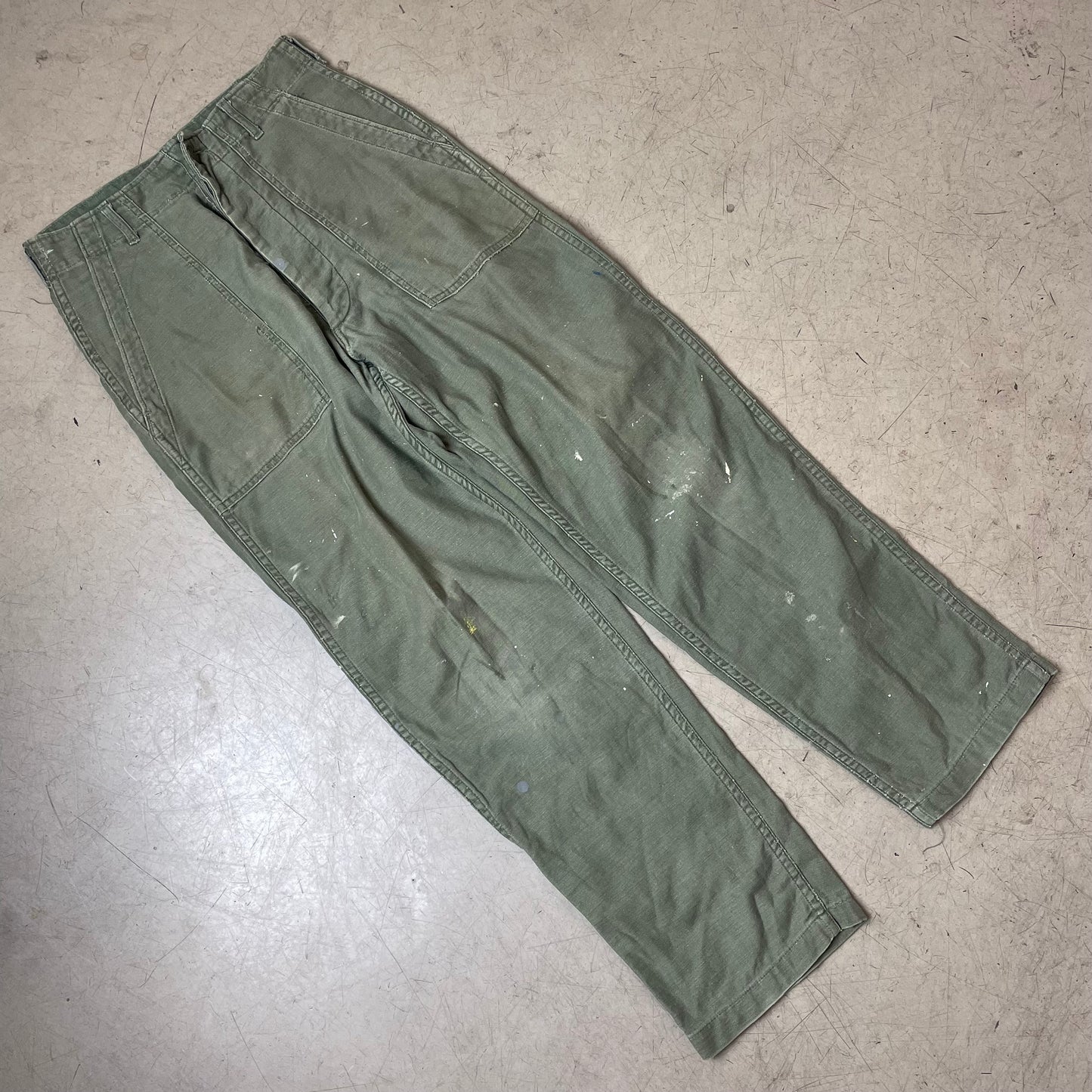 (S-M) US Army Front Pocket Utility Fatigue Pants olivgrün W30L31