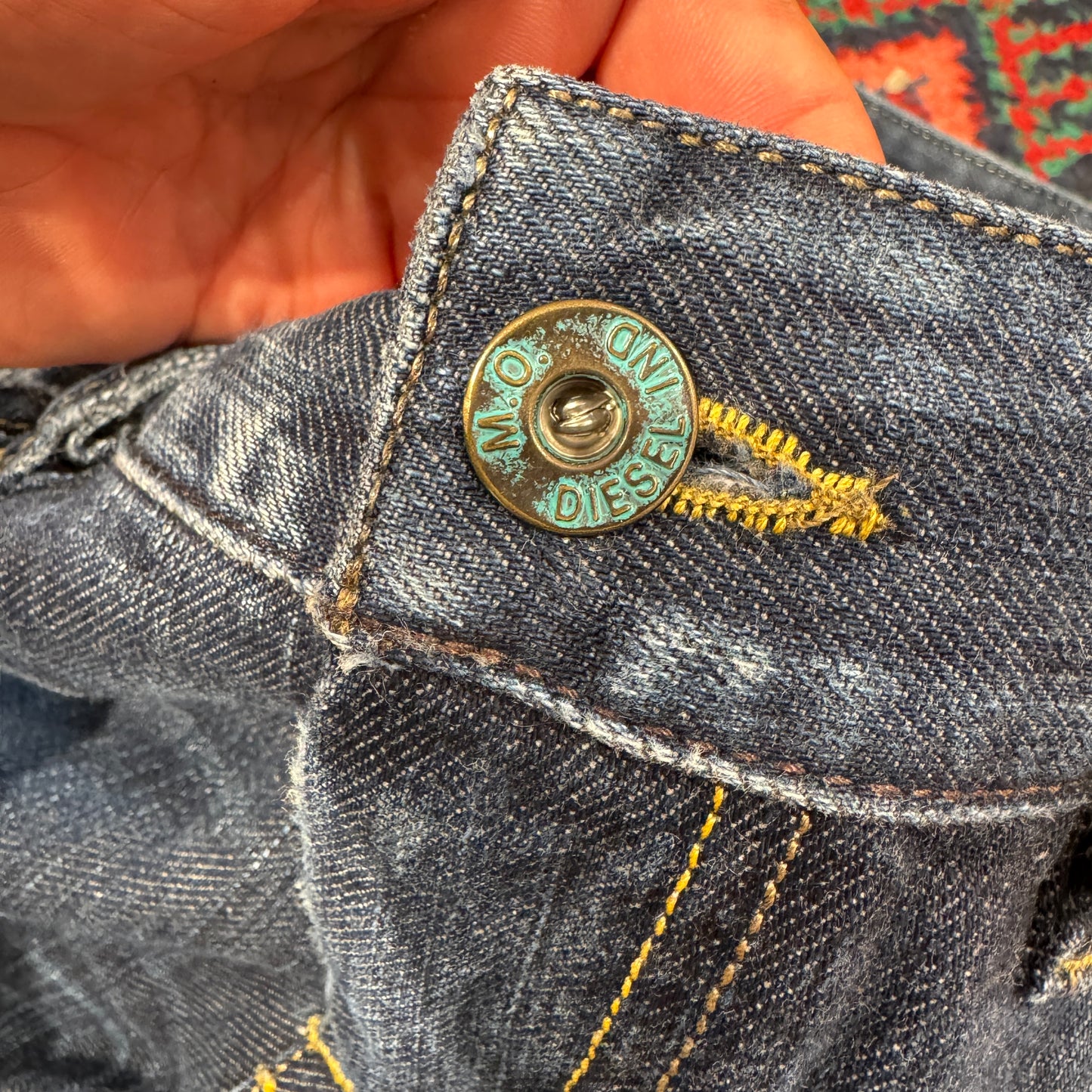 (M) RARE DIESEL FLARED JEANSHOSE
