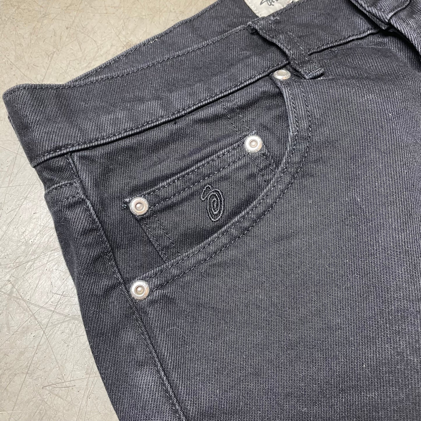 (L) Stüssy Jeanshose Denim schwarz W30